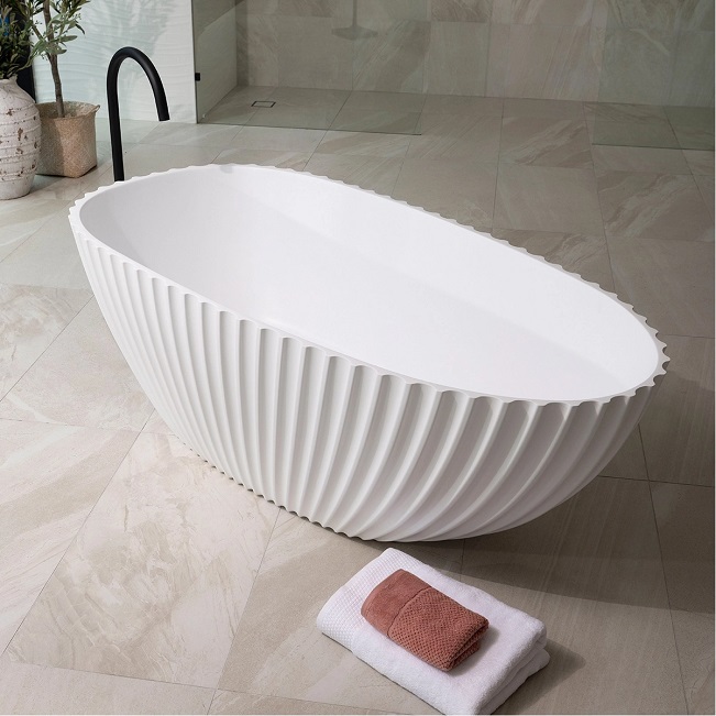 Coral freestanding bathtub