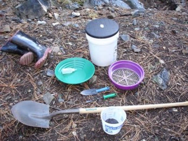 gold panning equipment